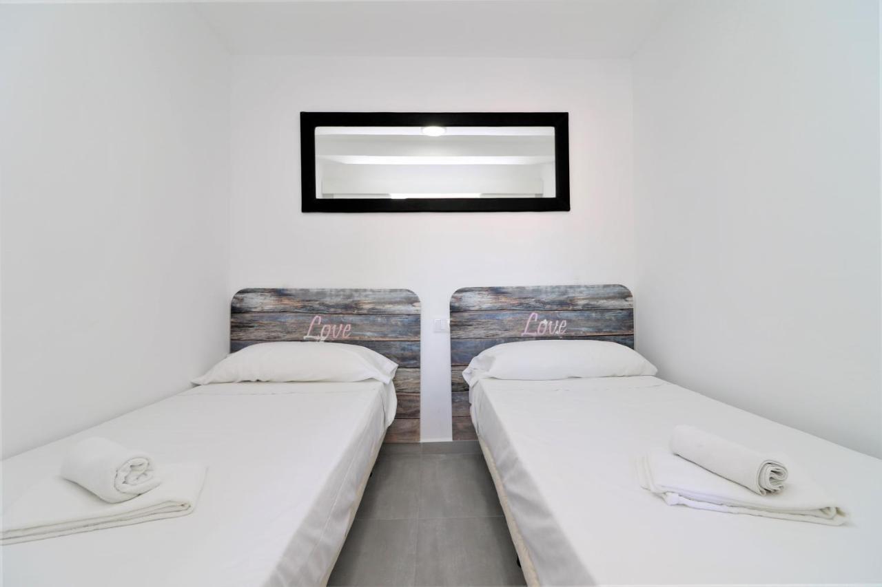 Bermudas 814 Apartment Бенидорм Екстериор снимка